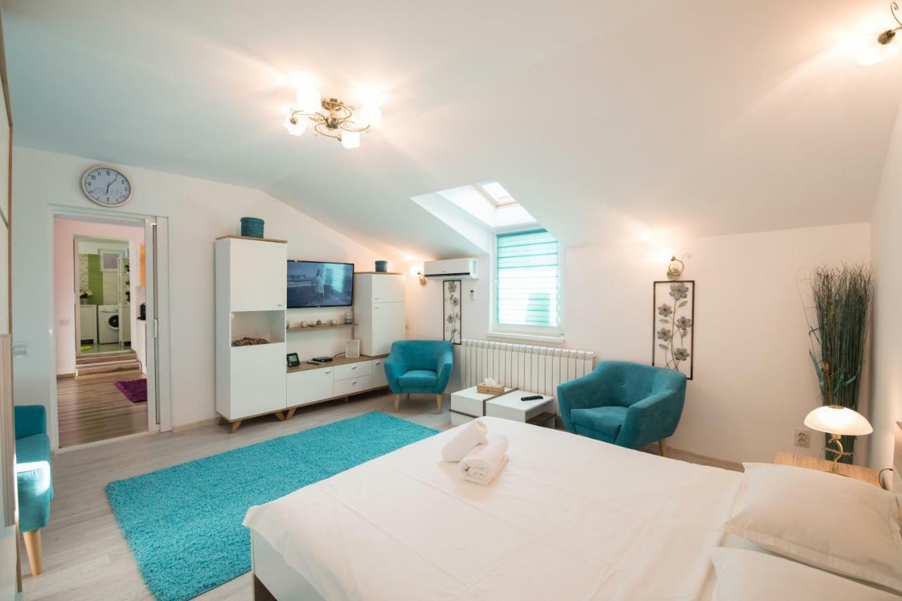Queen Holiday Apartment Bukares Bagian luar foto
